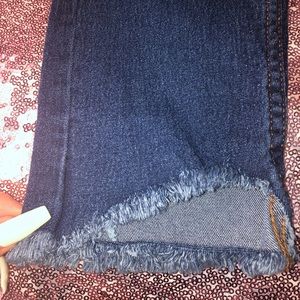 Indigo High Waisted Form Fitting Frayed Jeans